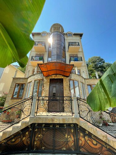 Гостевой дом Stone House в Хосте