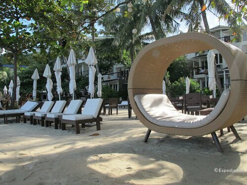 Гостиница Sunset at Aninuan Beach Resort
