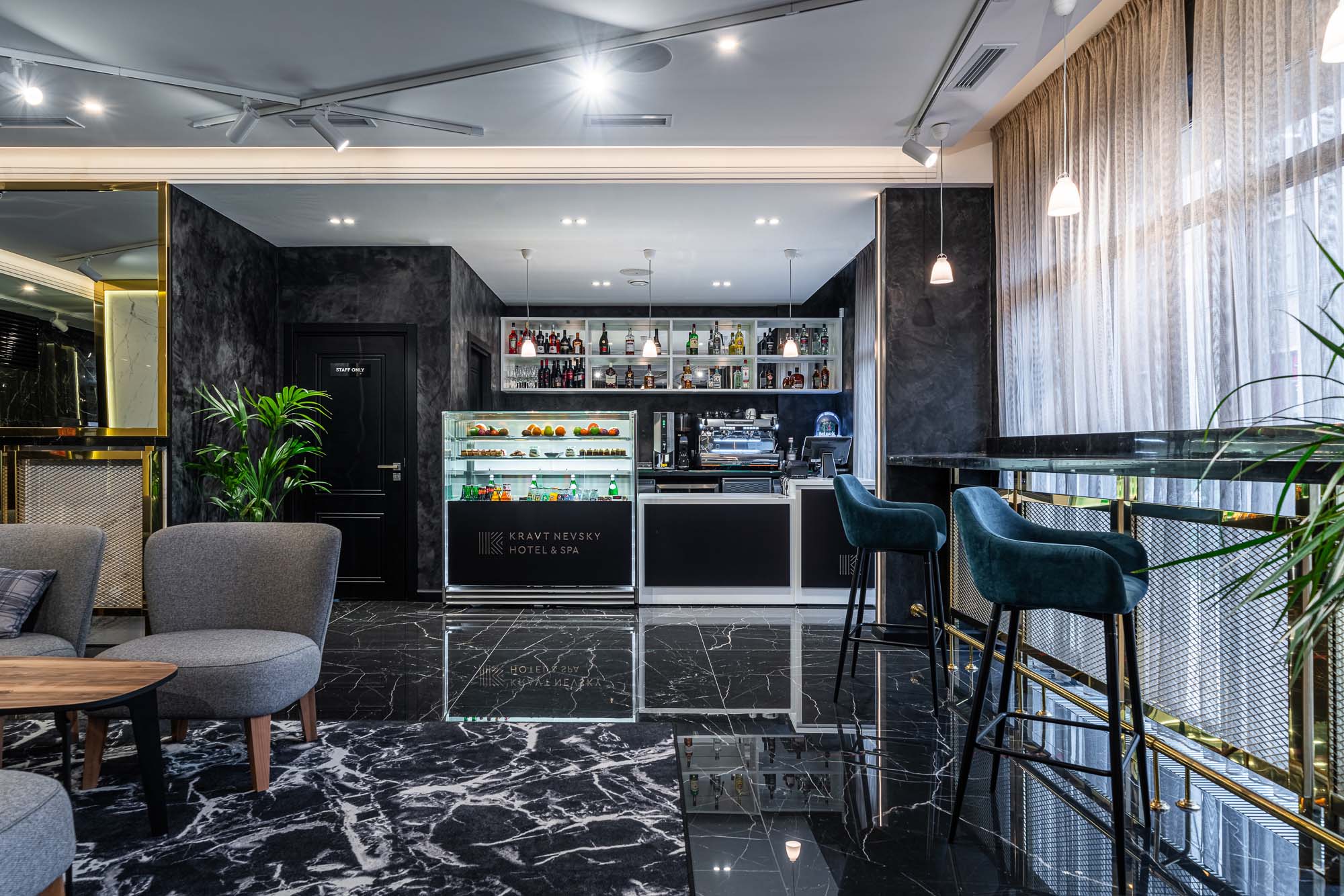 Фото Muse of City Nevsky