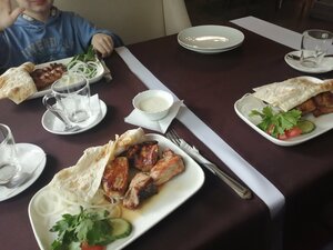 Zolotoye Runo (Novorossiyskaya ulitsa, 97), cafe