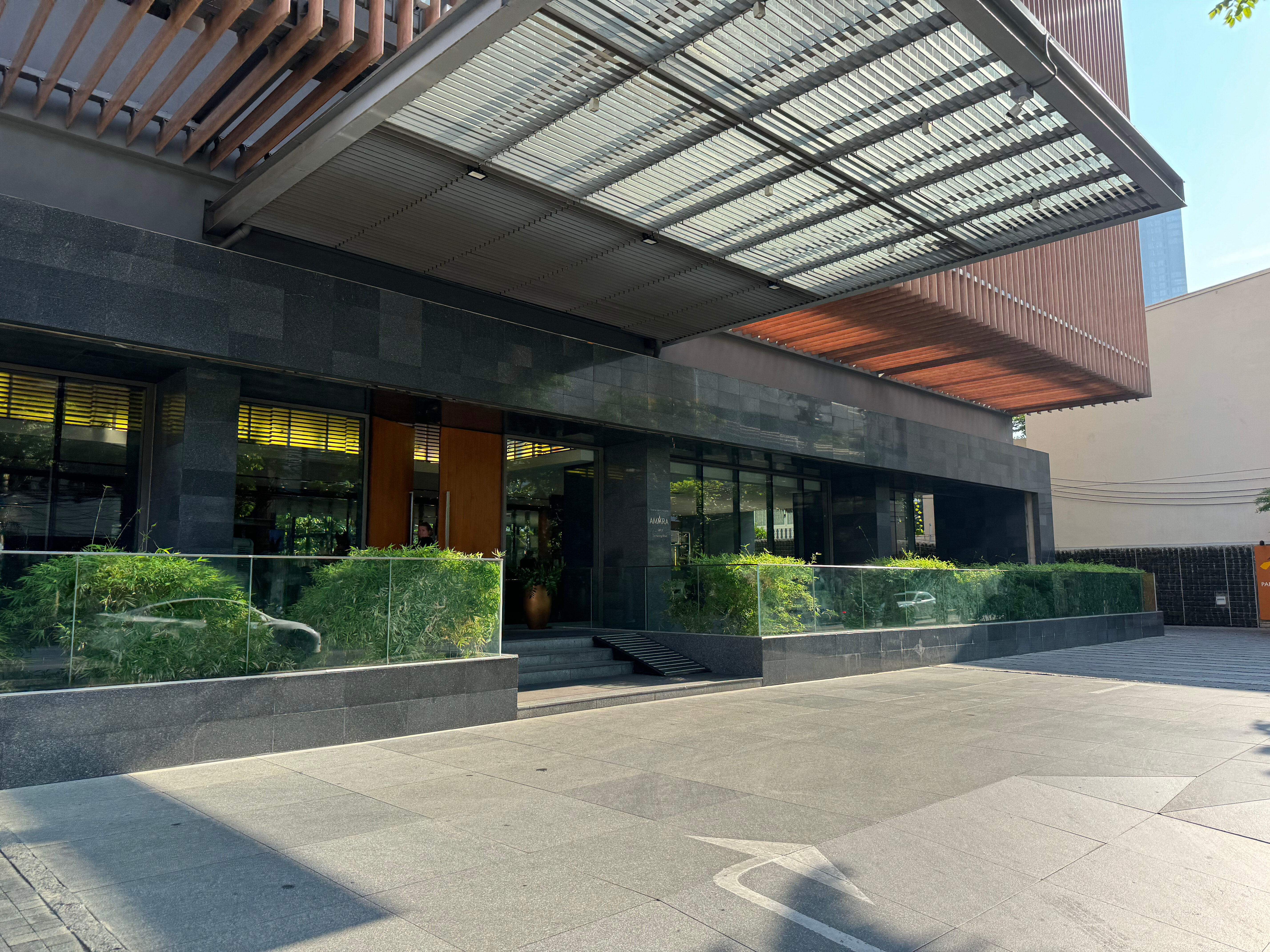 Фото Amara Bangkok Hotel