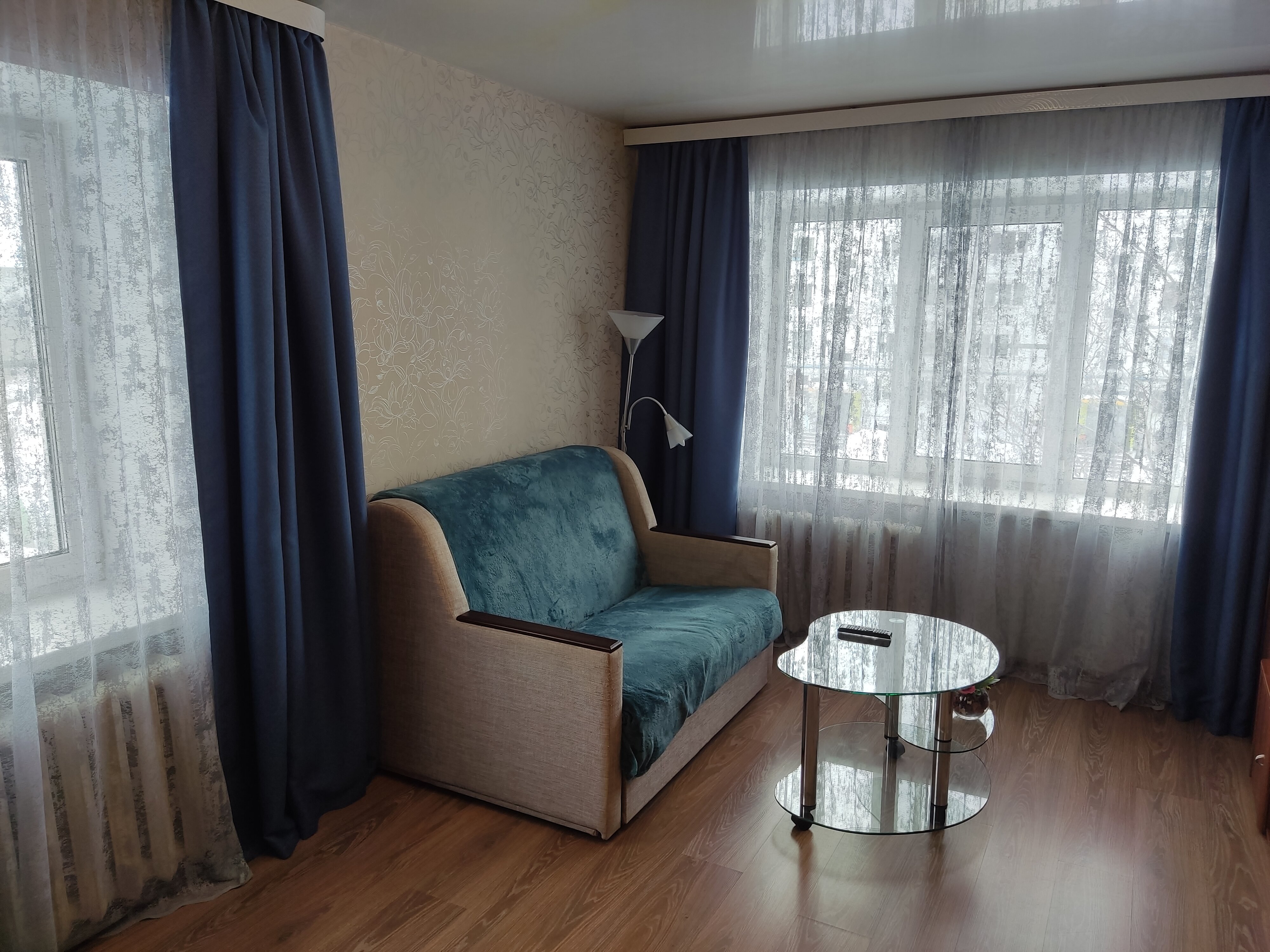 Фото Апартаменты на Трудовых резервов, 13