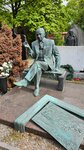Актёр Евгений Александрович Евстигнеев (Moscow, Novodevichye Cemetery), graves of famous people