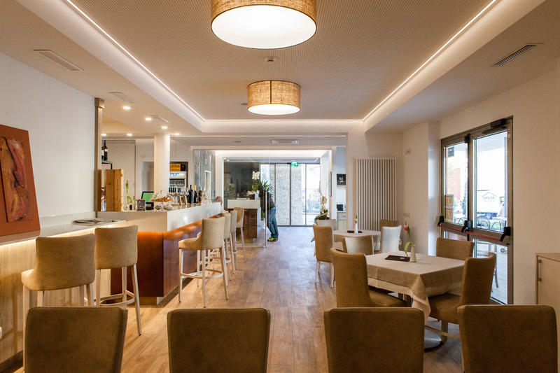 Фото Athos Hotel