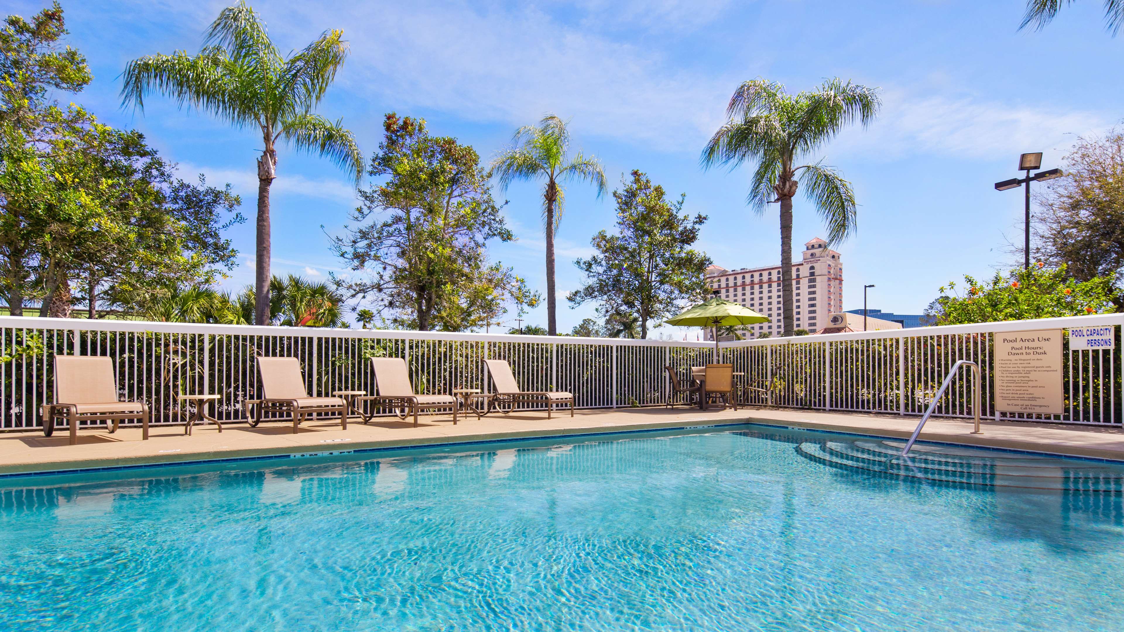 Фото Best Western Orlando Theme Parks