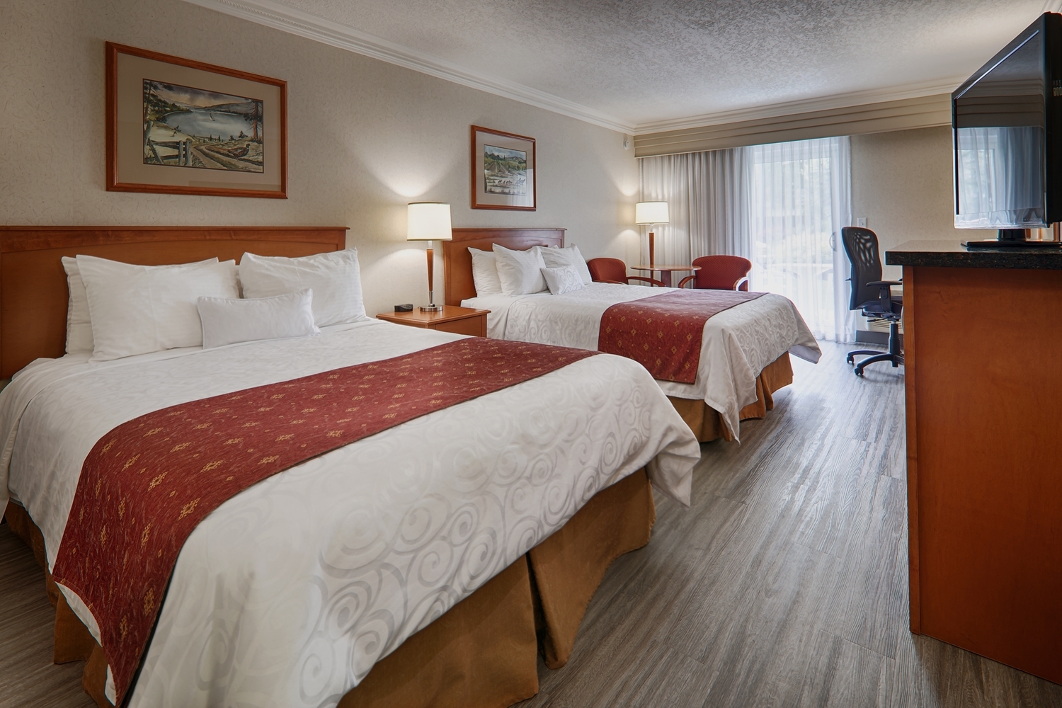 Фото Best Western Plus Kelowna Hotel & Suites