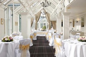 Гостиница The Landmark Hotel and Leisure Club