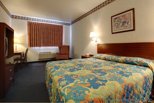 Гостиница SureStay Hotel by Best Western Brownsville