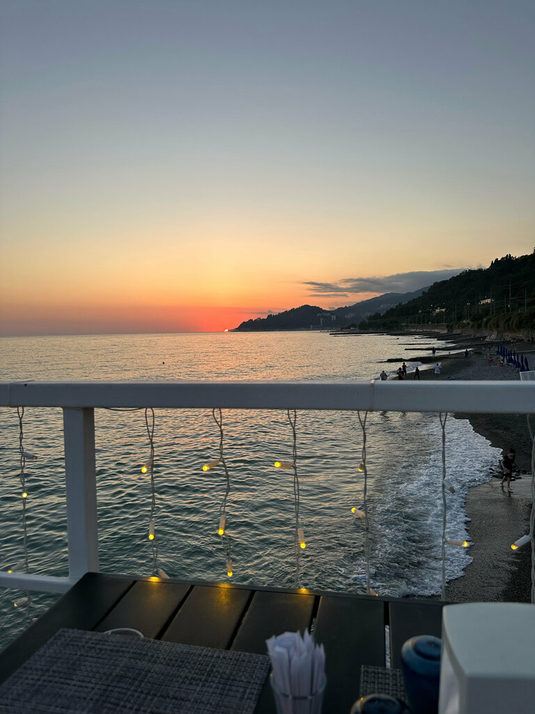 Cafe Port Kudepsta Beach, Sochi, photo