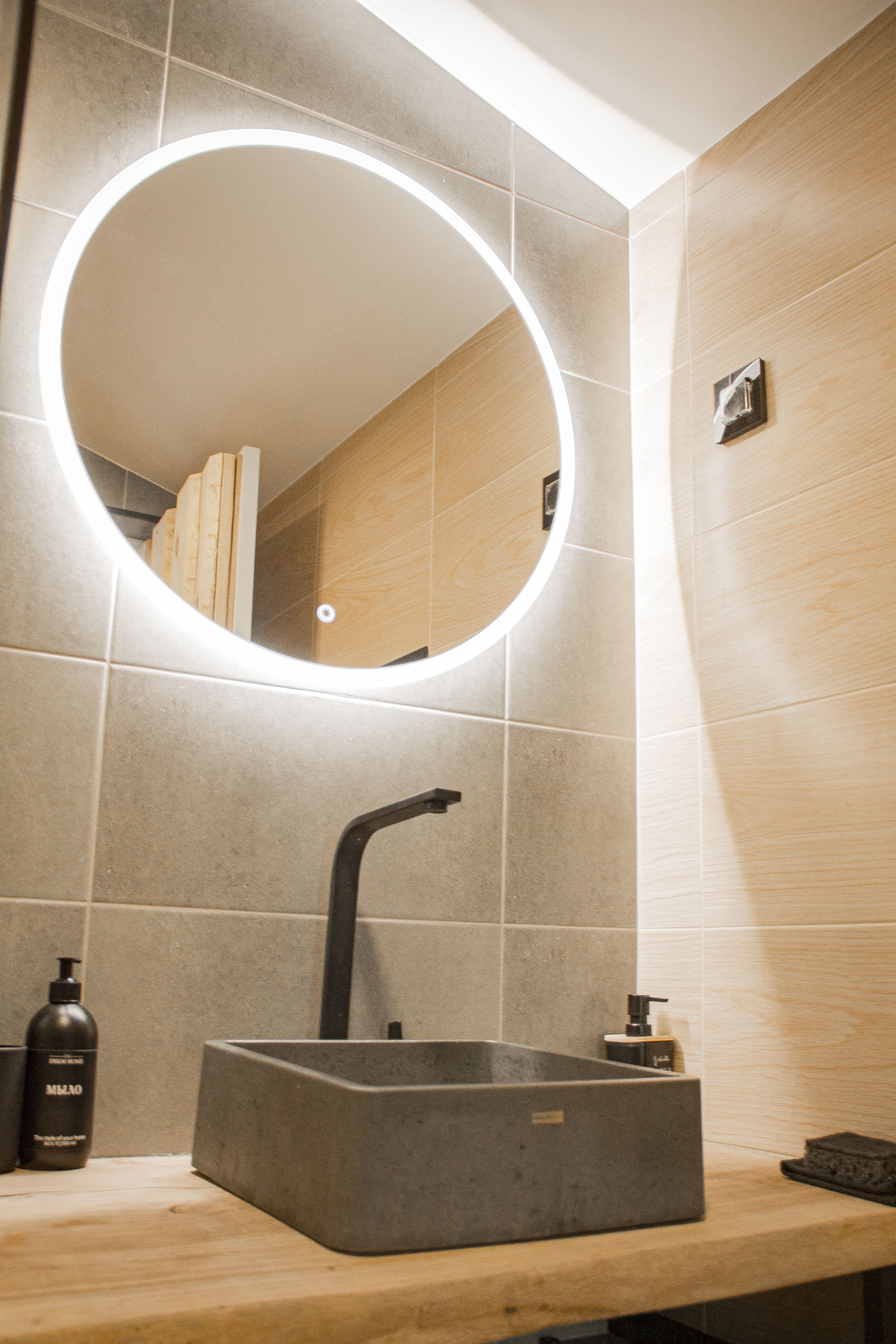 Фото BlackVillage