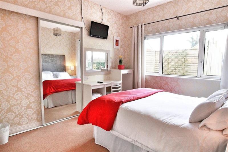 Фото Elagh View Bed & Breakfast