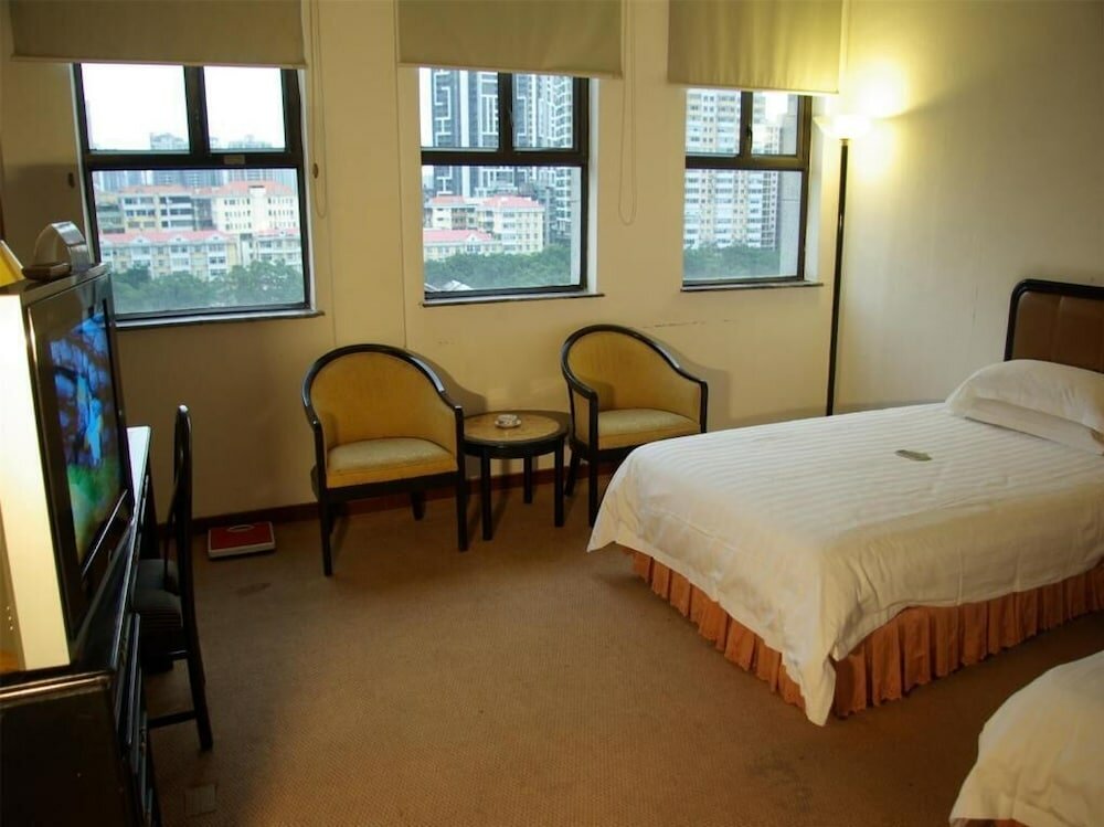 Фото Guangzhou Aiqun Hotel