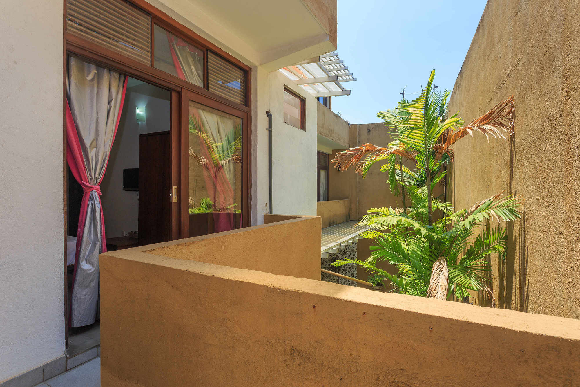 Фото Colpetty House