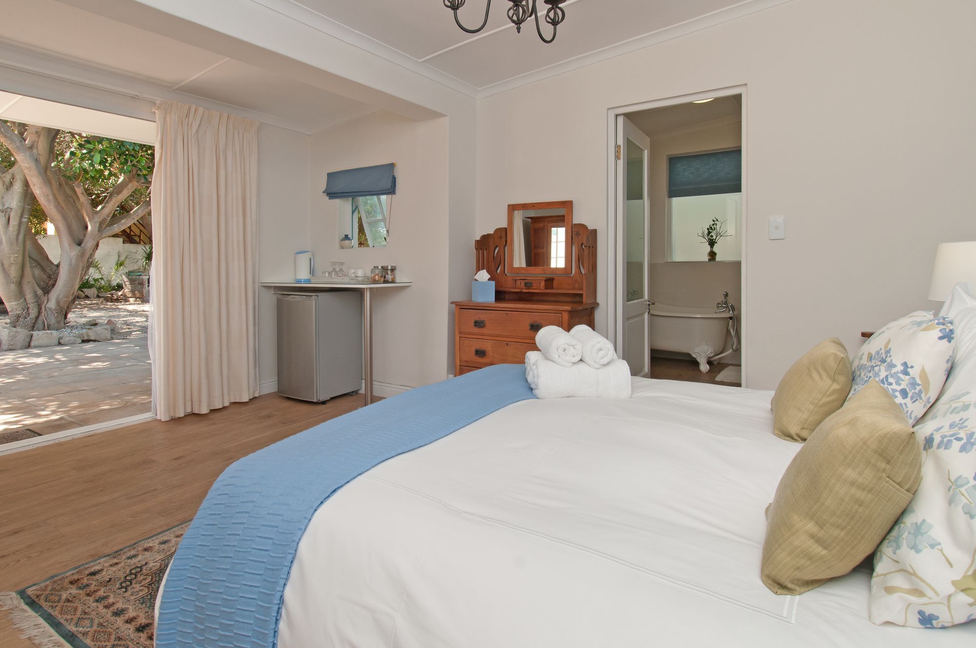 Фото Cliff Cottage