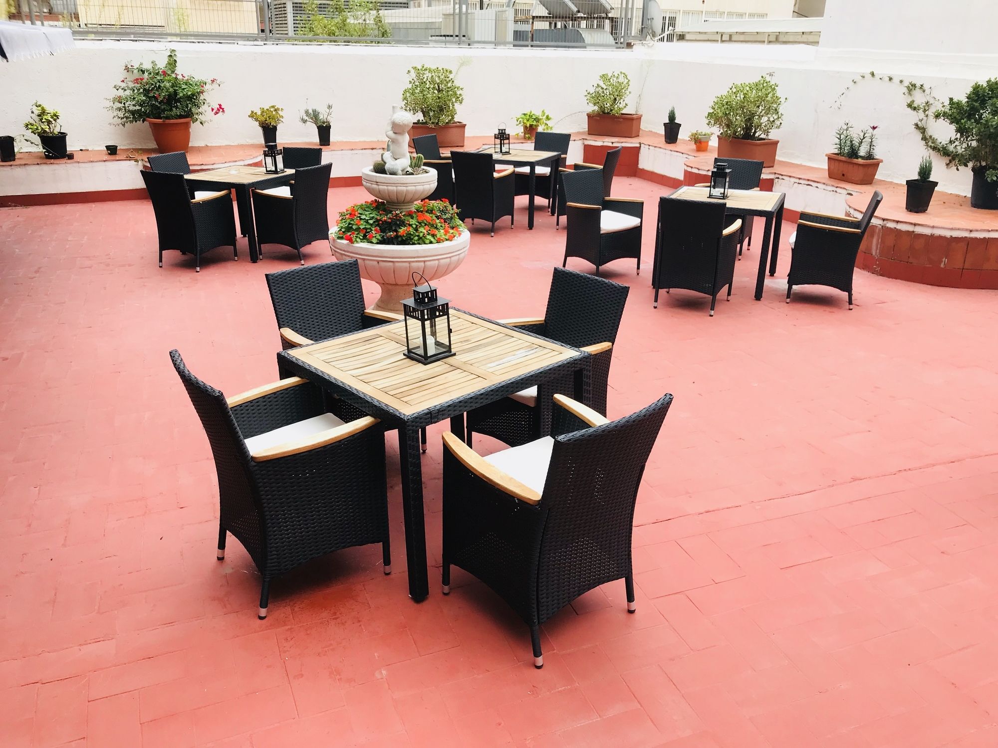 Фото Hostal Liwi