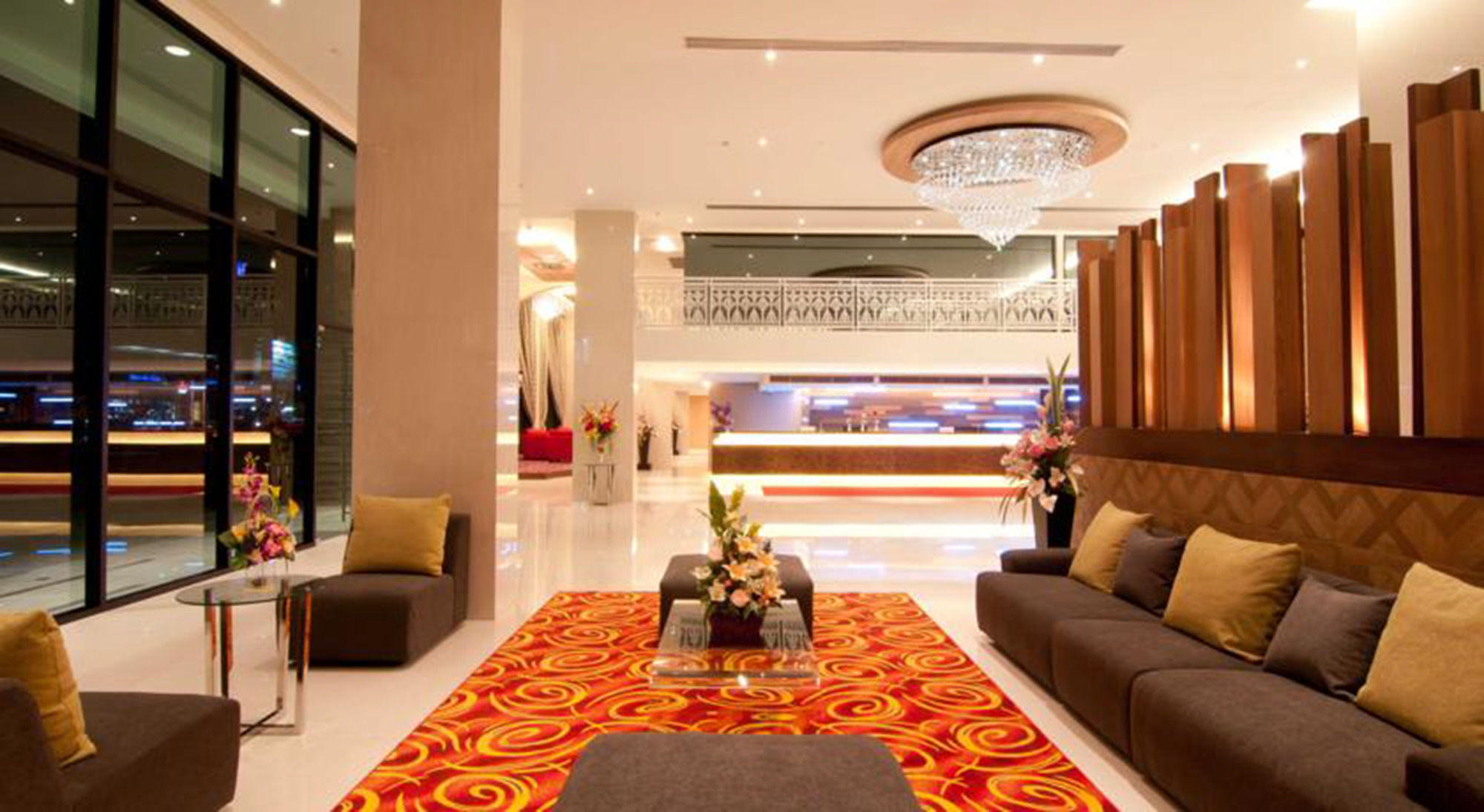 Фото Grand Lord Hotel