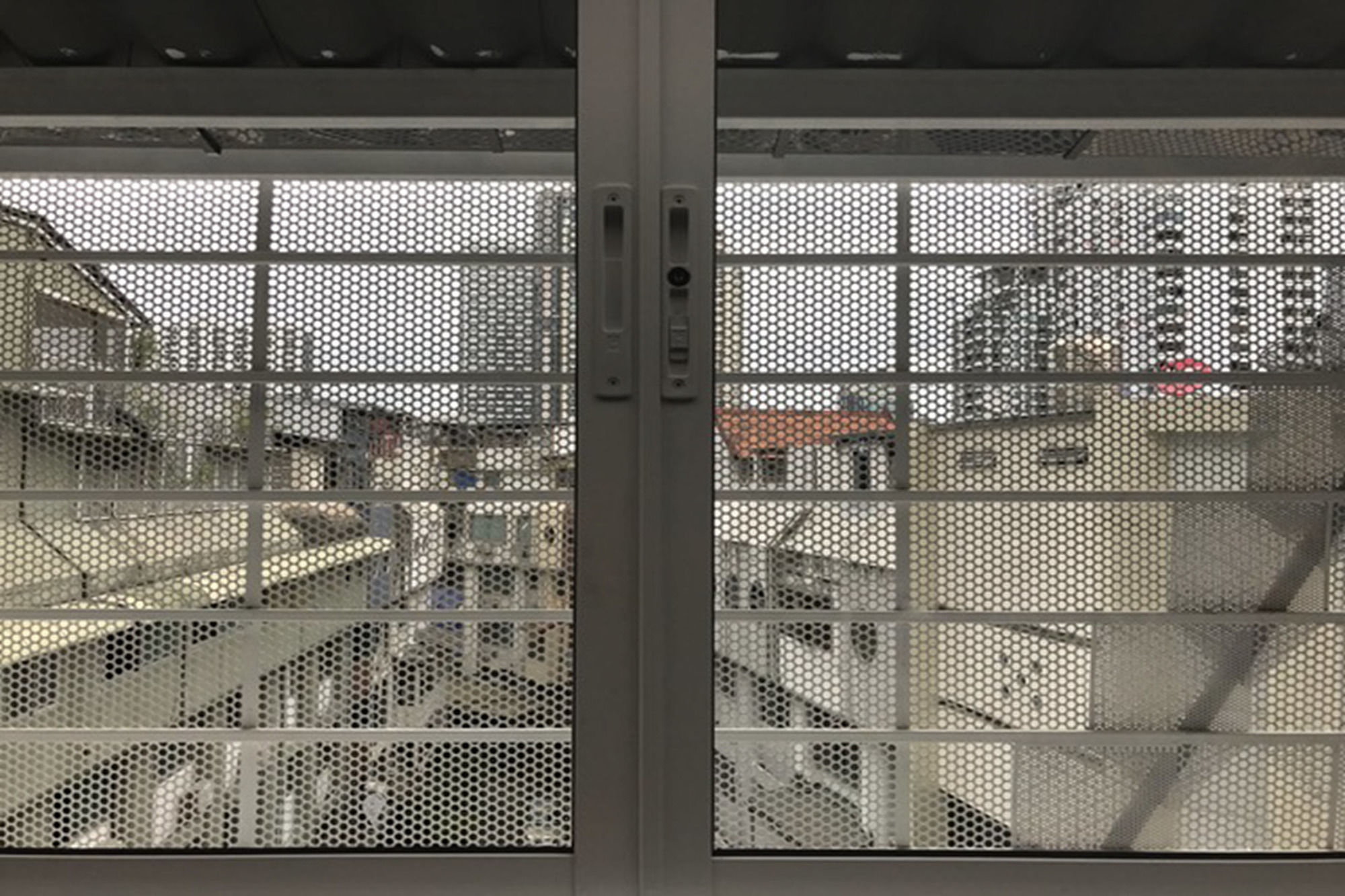 Фото Bed One Block Hostel