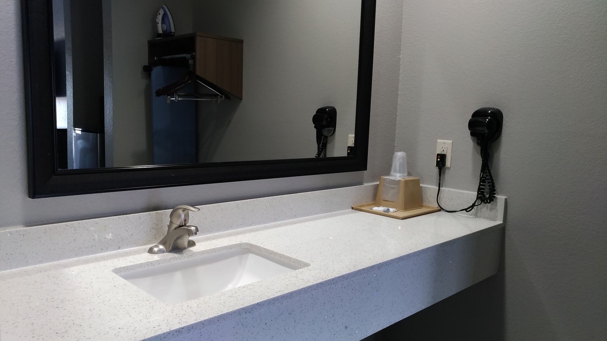 Фото Haven Inn & Suites Downtown Houston