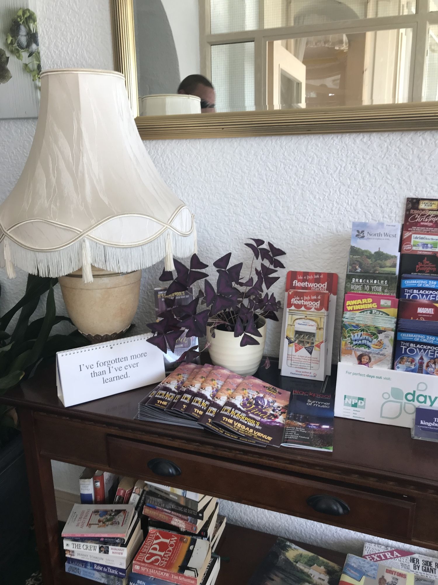 Фото Kingsbury Hotel