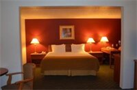 Фото Holiday Inn Express & Suites Omaha West, an Ihg Hotel