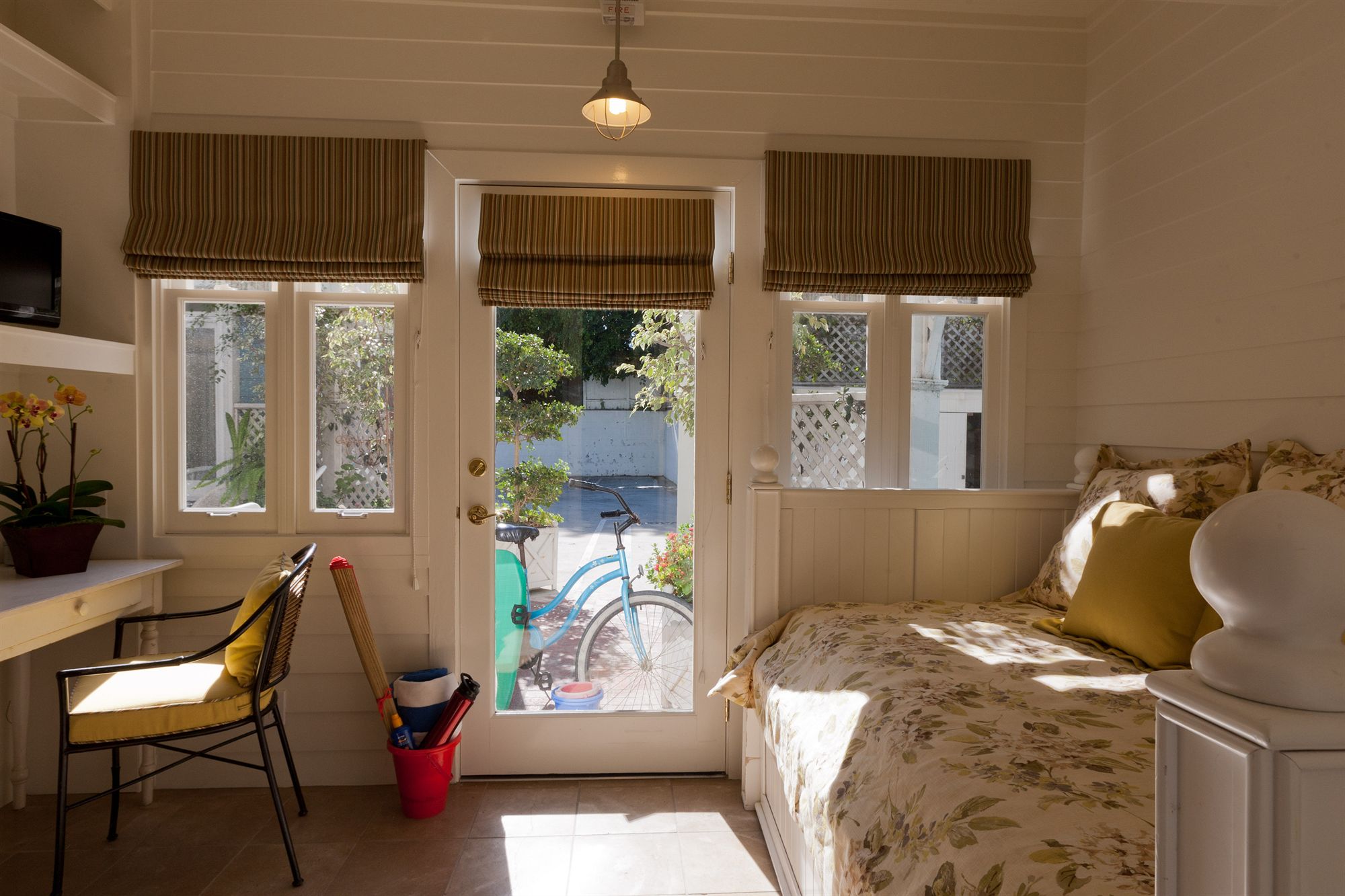 Фото Channel Road Inn, A Four Sisters Inn