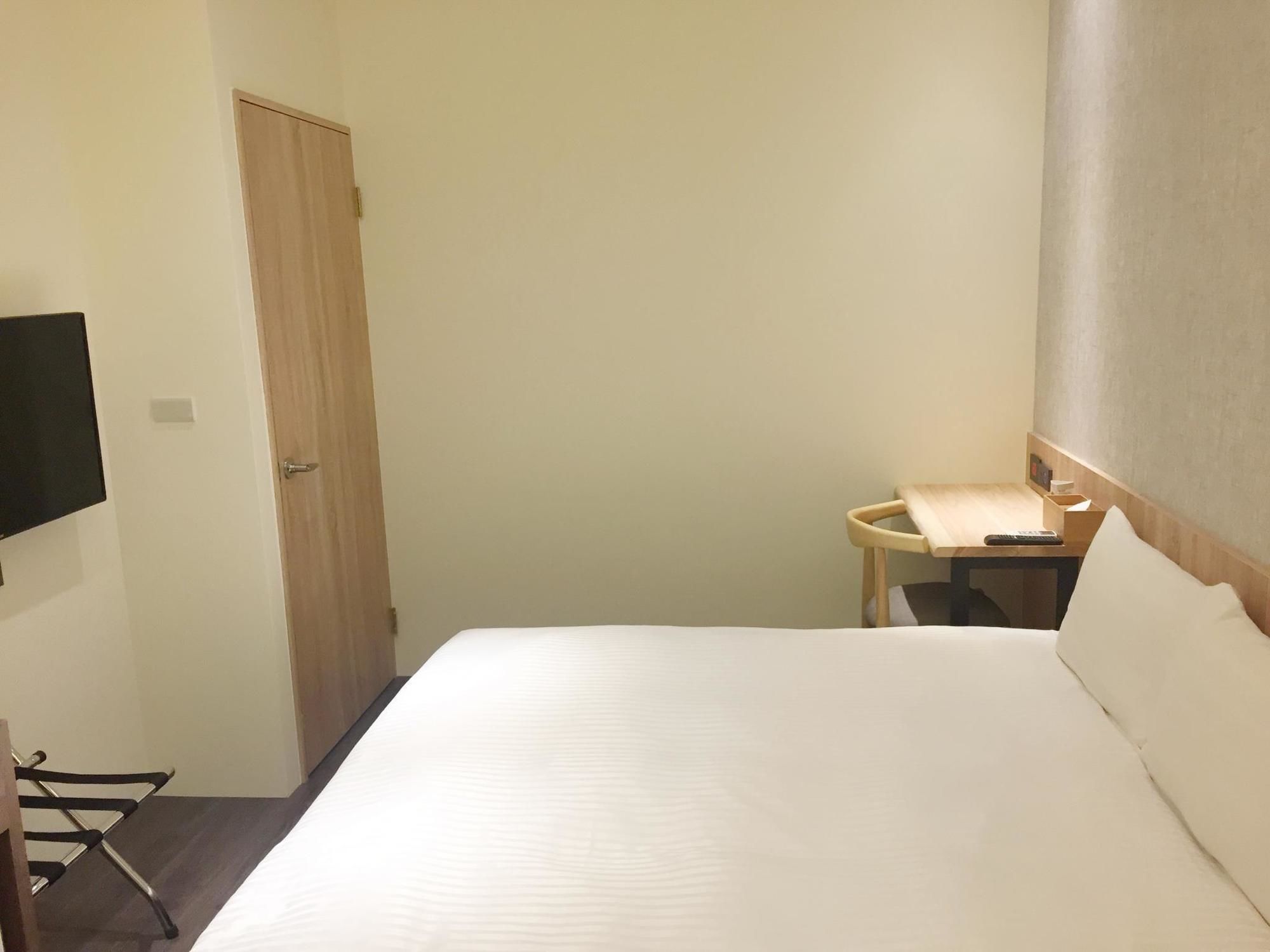 Фото Traveller-Inn Zhongzheng Library