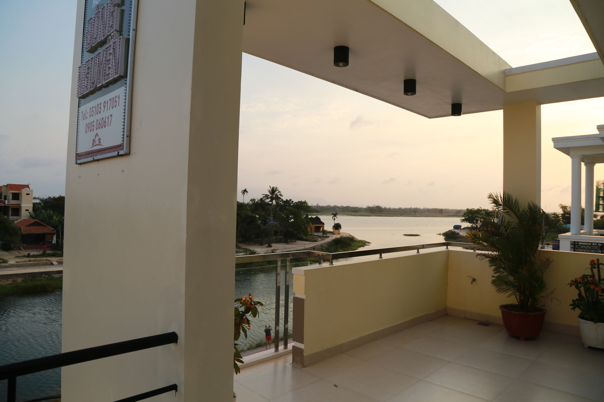 Фото Dong Nguyen Homestay Riverside