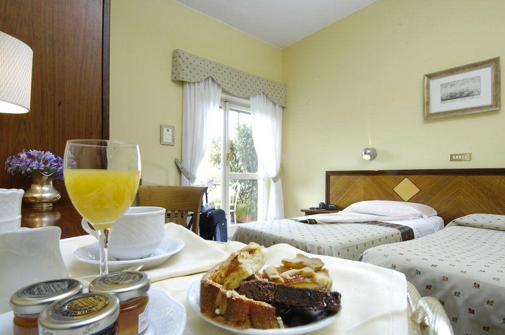 Фото Cacciani Hotel