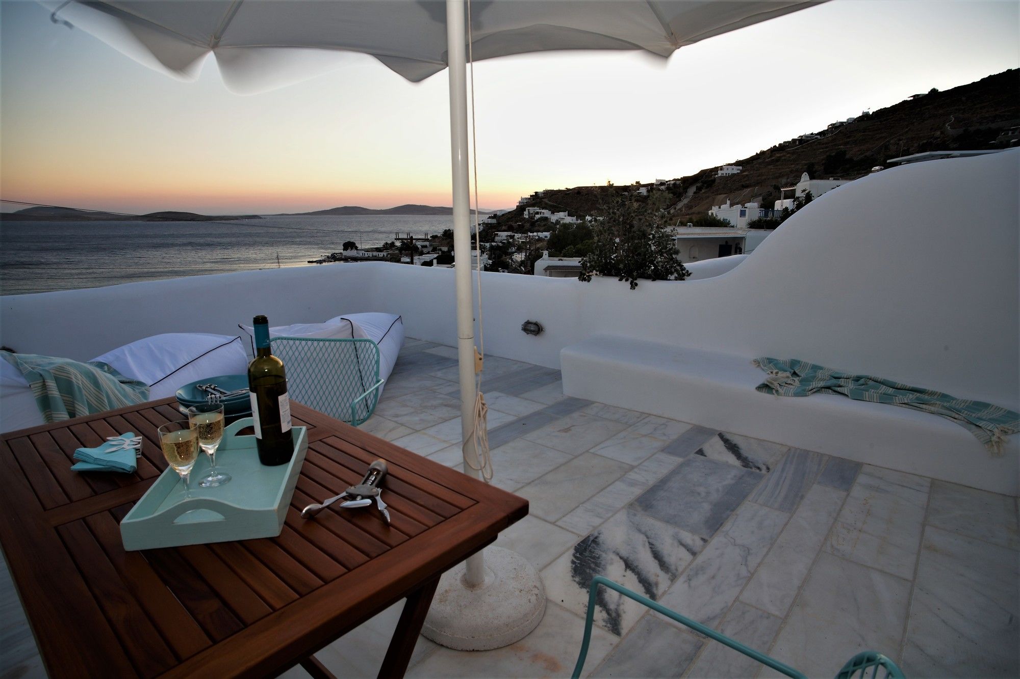 Фото Mykonos Moussa Suites