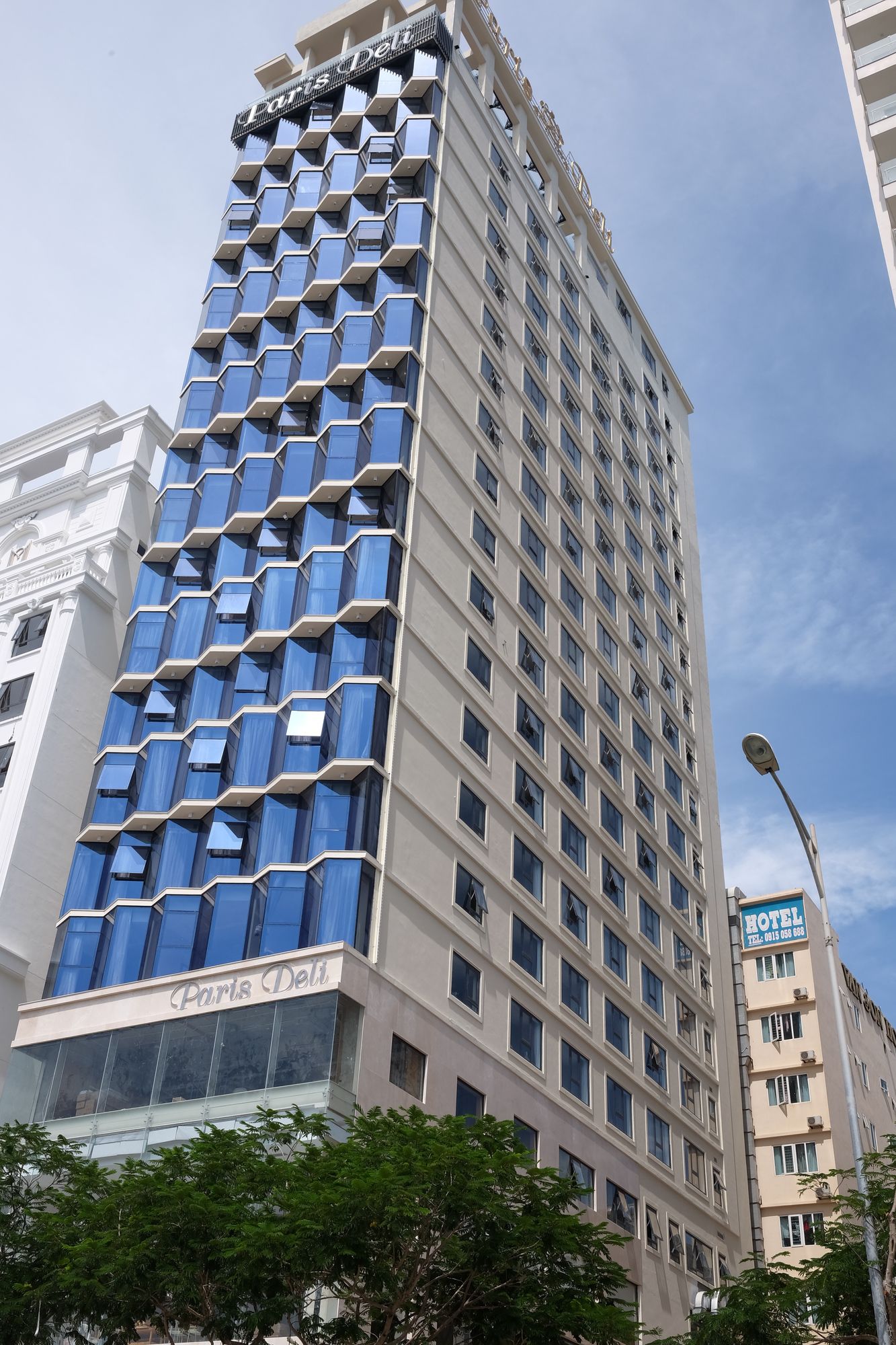 Фото Paris Deli Danang Beach Hotel