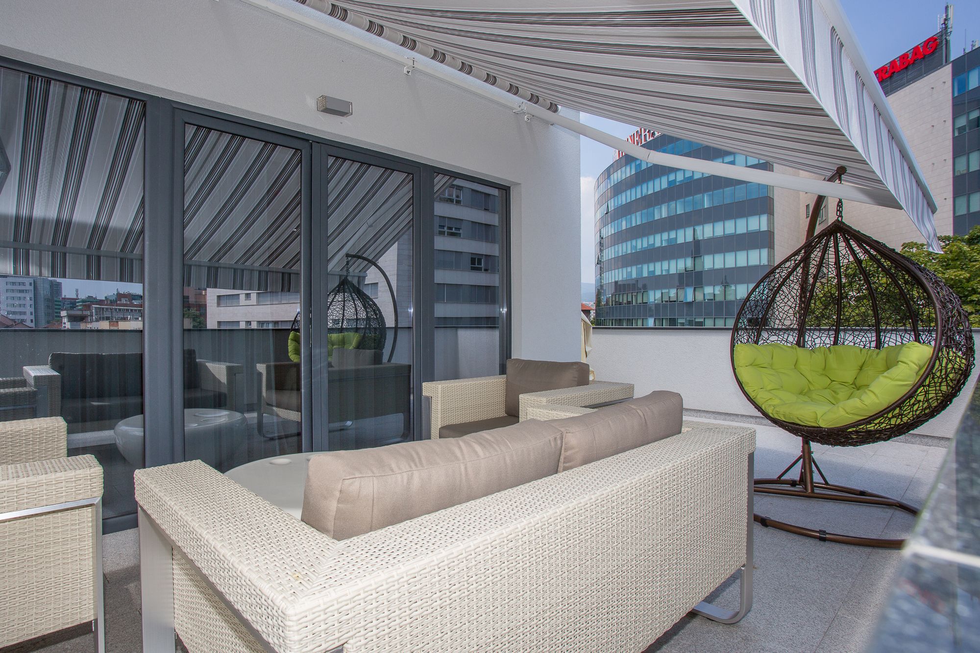 Фото Hotel National