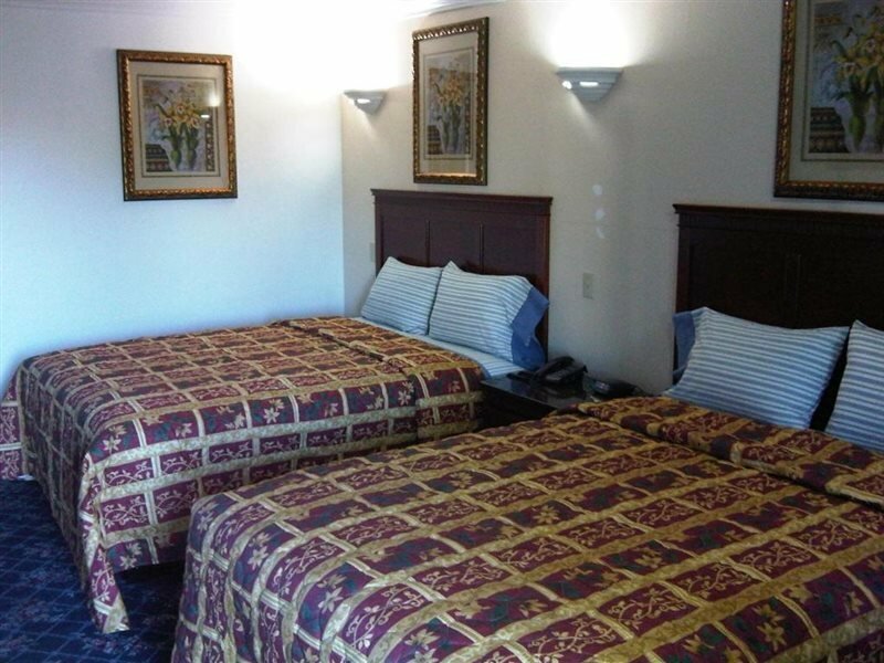 Фото Royal Inn Motel Long Beach