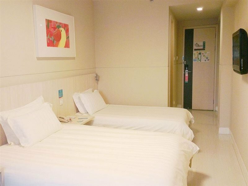 Фото Jinjiang Inn Shanghai Maotai Road Branch