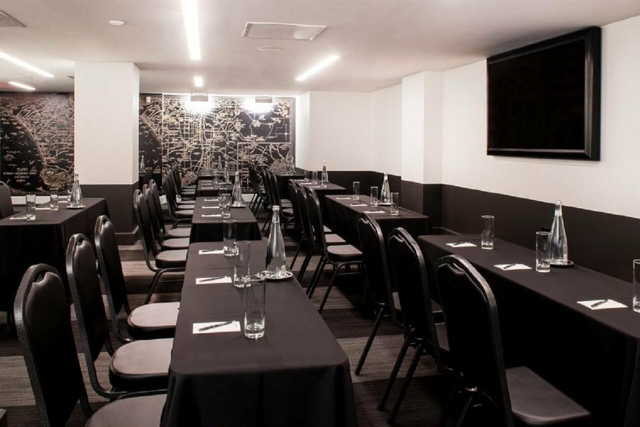 Фото The Mayfair Hotel Los Angeles