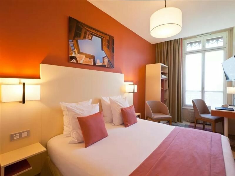 Фото Hôtel des Remparts