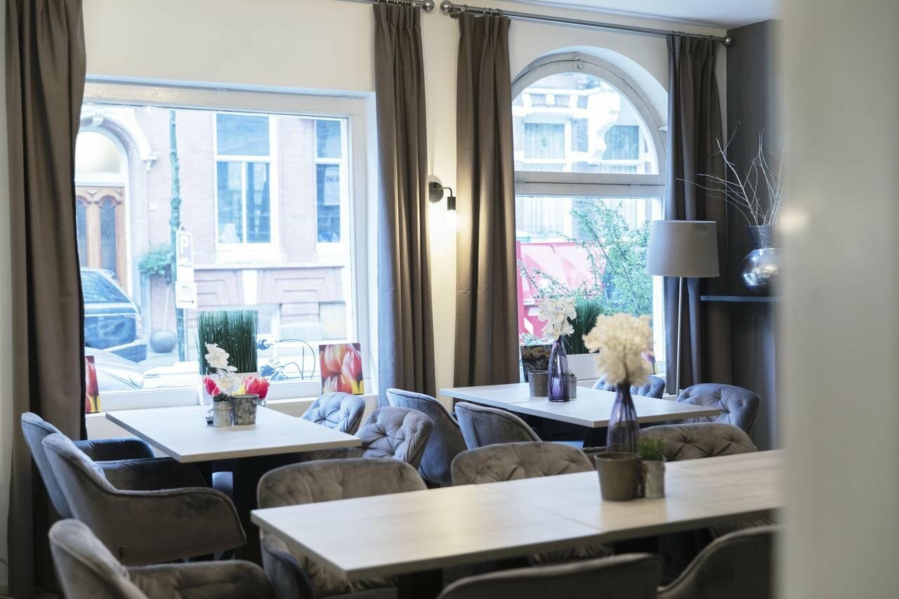 Фото Quentin England Hotel