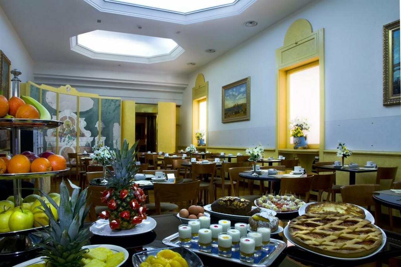 Фото Hotel Mondial