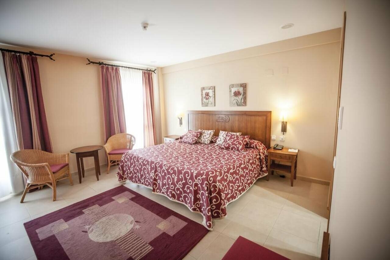 Фото Gran Hotel Ciudad Del Sur