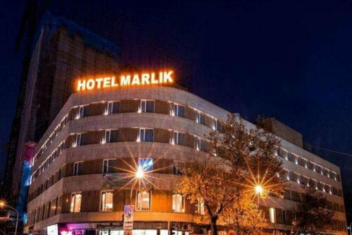 Гостиница Marlik Hotel в Тегеране