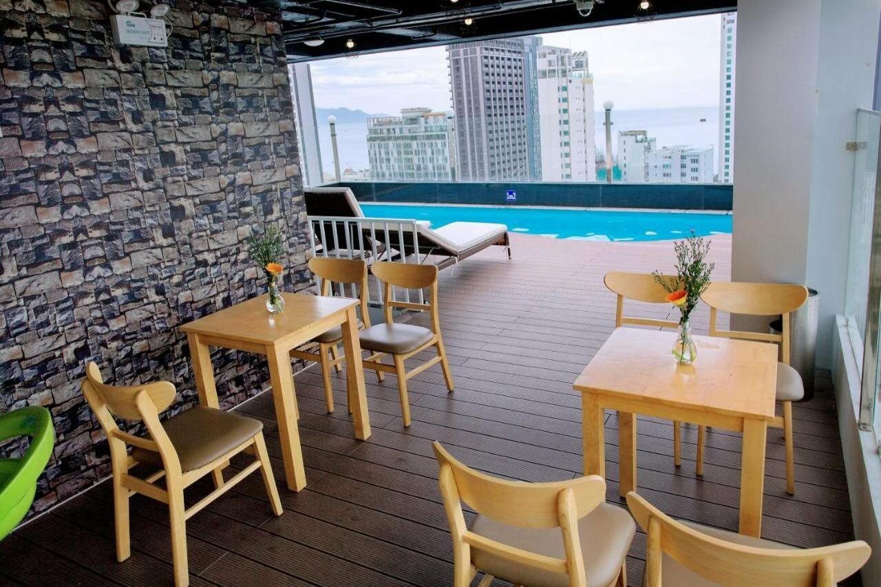 Фото Royal Hpm Hotel