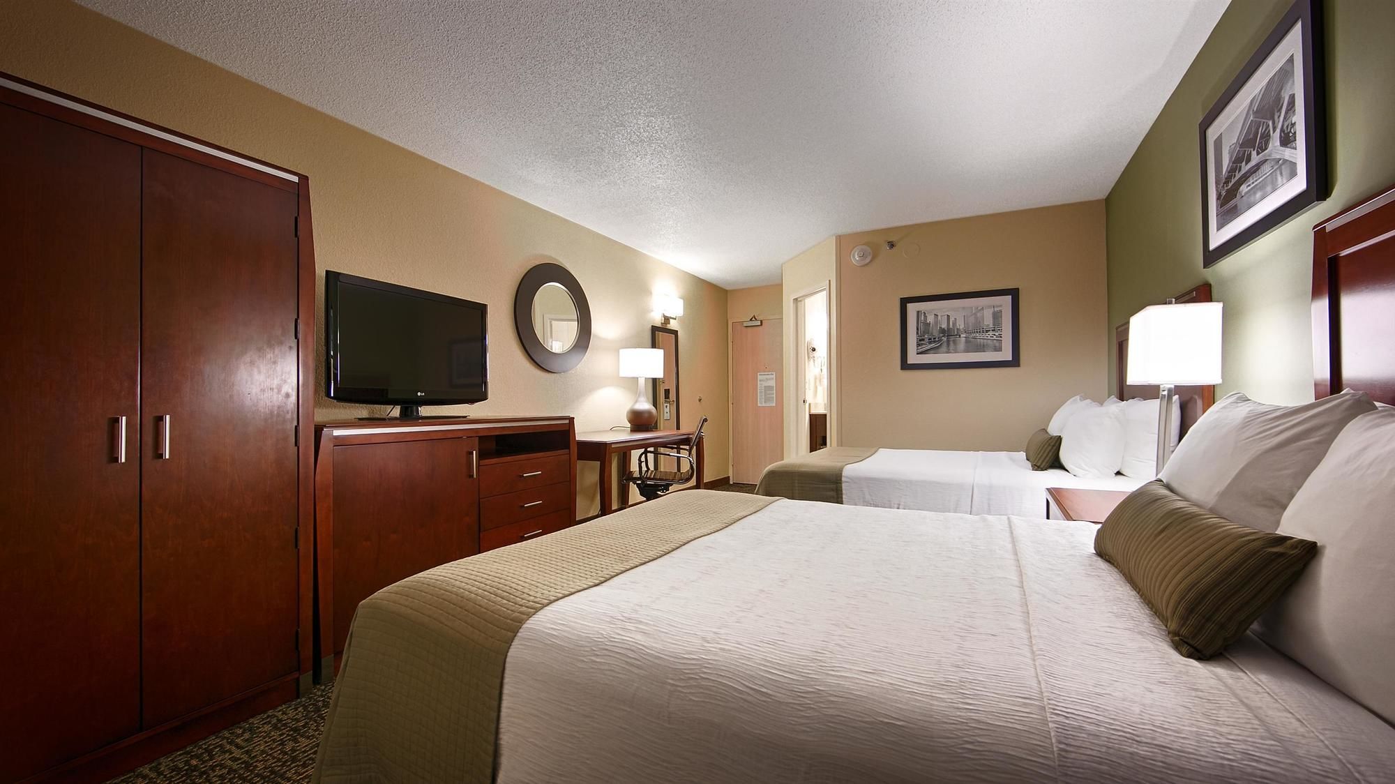 Фото Best Western Glenview -Chicagoland Inn and Suites