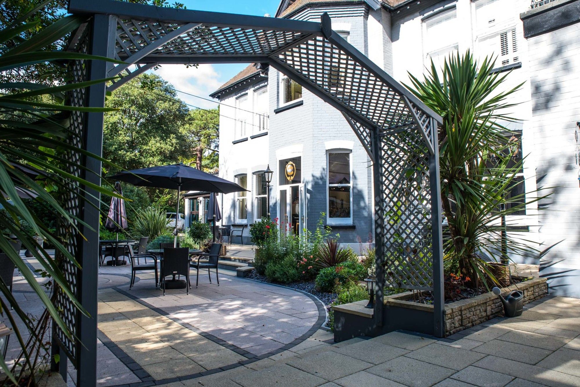 Фото Derby Manor