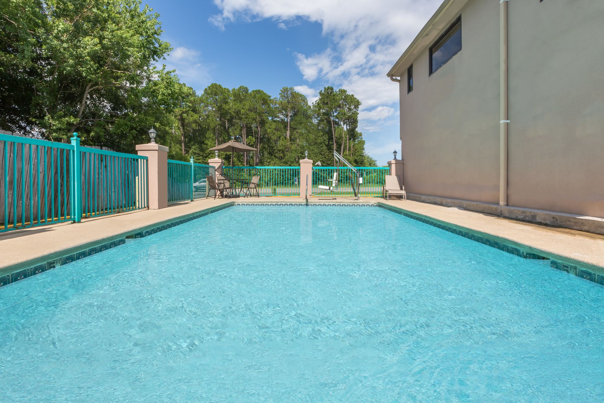 Фото Baymont by Wyndham Biloxi/Ocean Springs