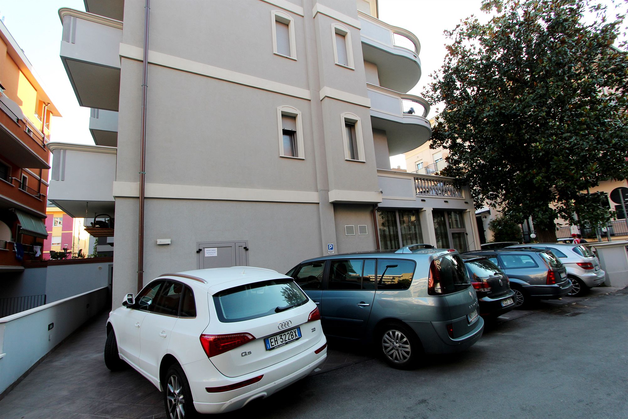 Фото Hotel Sovrana & Re Aqva SPA