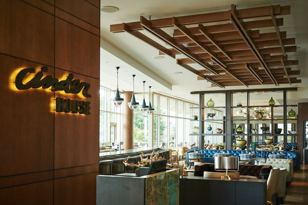 Фото HoteLumiere at the Arch