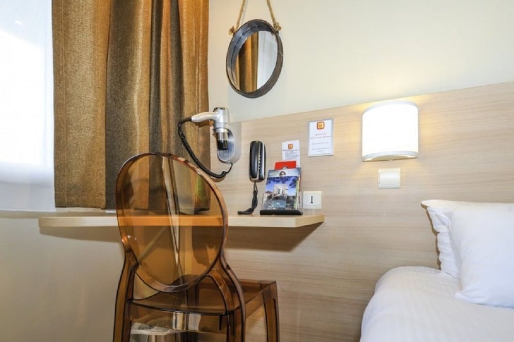 Фото The Originals Access, Hôtel Bordeaux Aéroport