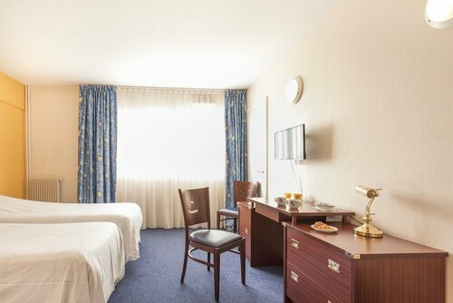 Гостиница Les Gens de Mer Le Havre в Гавре