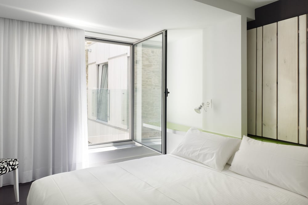 Фото Moure Hotel