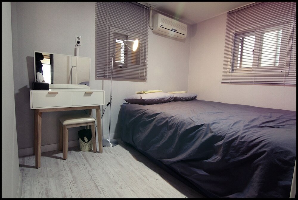 Фото 24guesthouse Sinchon