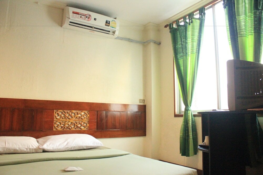 Фото New Road Guest House - Hostel